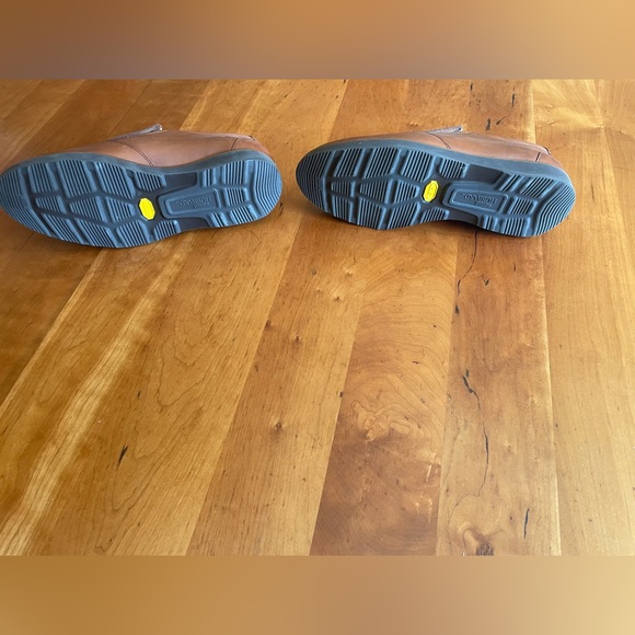 Samuel Hubbard Frequent Traveler Loafers - Picture 3 of 7